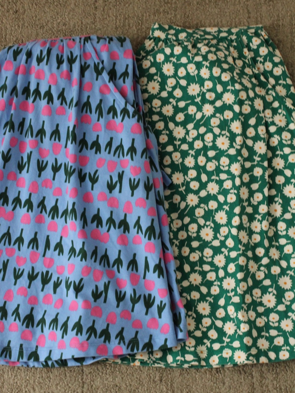 Hannah Andersson Printed Short Sleeve Skater Dress Bundle, size 8